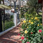 Apartamento Oasis 16 *