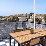 Oasis 16 *