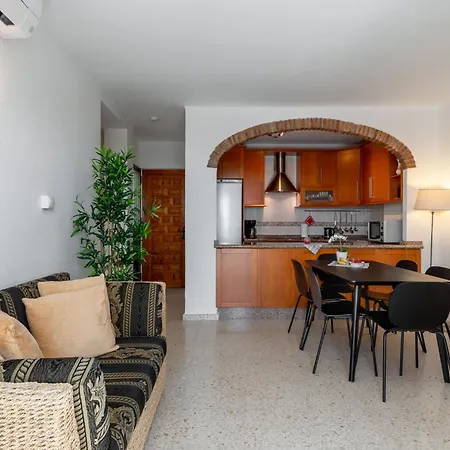 Apartamento Oasis 16 *