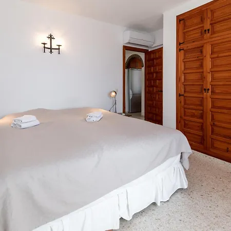 Oasis 16 * Nerja